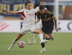 又见绝平！迈阿密热火与本菲卡鏖战至终场，詹姆斯读秒救主(迈阿密热火队)